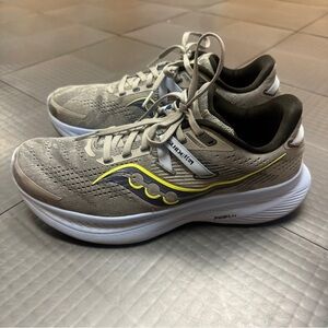 Saucony Guide 16 Fossil Ether Womens size 9 sneaker shoes